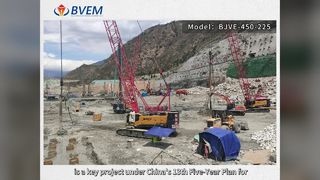 Vibroflot puissant pour le compactage du sol